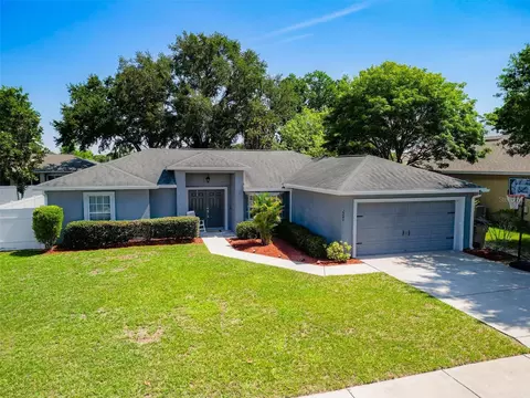 2240 Country Manor St, Bartow, FL 33830