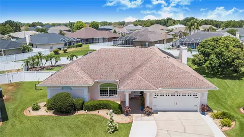 413 Ruby Lake Pl, Winter Haven, FL 33884