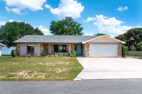 1334 Highland Park Dr S, Lake Wales, FL 33898