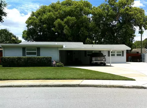 2021 Oliver Pl, Winter Haven, FL 33881