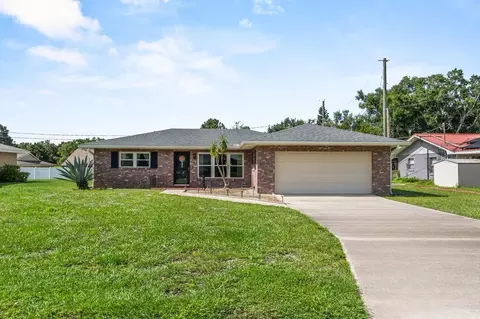 165 Lagoon Rd, Winter Haven, FL 33884