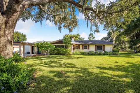 1317 Avenue A SE, Winter Haven, FL 33880