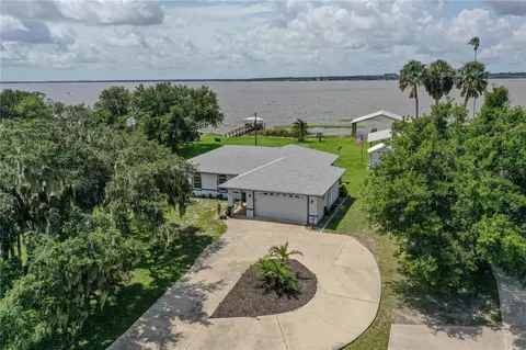 851 N Lake Reedy Blvd, Frostproof, FL 33843