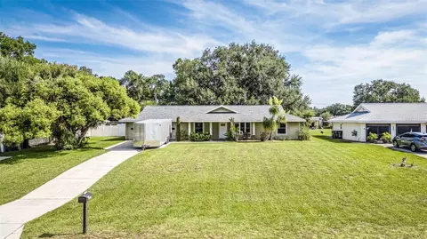 2056 Broken Arrow Trl N, Lakeland, FL 33813