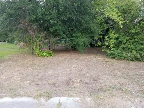 505 S Lanier Ave, Fort Meade, FL 33841