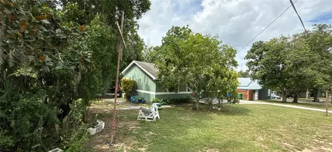 Exterior - 304 Shepard, Dundee, FL 33838 photo 3 of 12