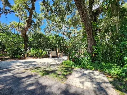316 Roan Rd, River Ranch, FL 33867