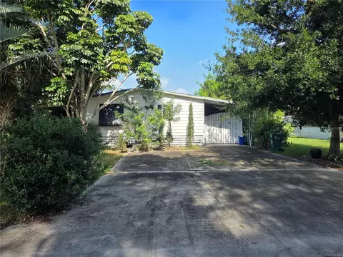 22 Nina Jean Dr, Melbourne, FL 32904