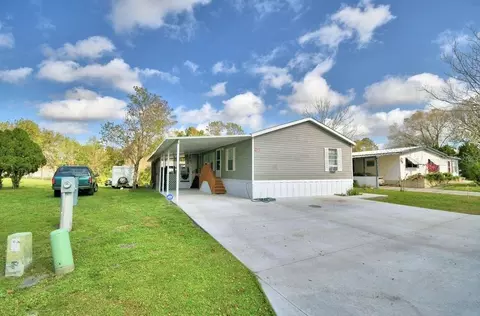 5244 Golden Gate Blvd, Polk City, FL 33868