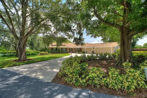 1360 Mirror Ter NW, Winter Haven, FL 33881