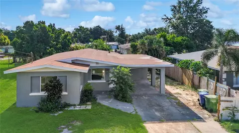 1904 3rd St NE, Winter Haven, FL 33881