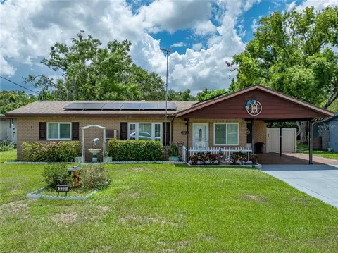 222 5th St, Winter Haven, FL 33880