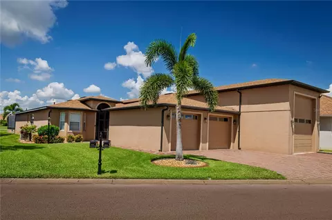 4276 Dunmore Dr, Lake Wales, FL 33859