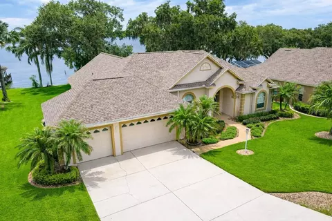 View/Area - 226 Ruby Lake Ln, Winter Haven, FL 33884 photo 3 of 8