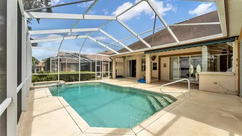 Exterior - 226 Ruby Lake Ln, Winter Haven, FL 33884 photo 3 of 8
