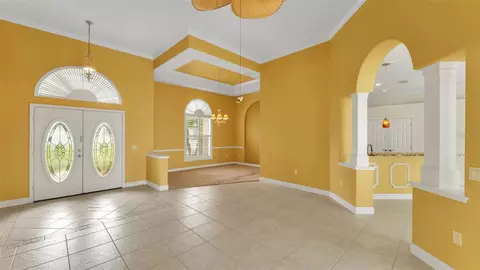 Living - 226 Ruby Lake Ln, Winter Haven, FL 33884 photo 2 of 10