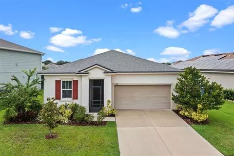 208 Summershore Dr, Auburndale, FL 33823