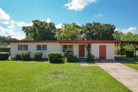 1550 Avenue C NE, Winter Haven, FL 33881