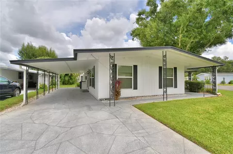 102 Paradise Ln, Auburndale, FL 33823