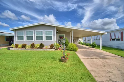 117 Lake Hazel Drive Dr, Winter Haven, FL 33884