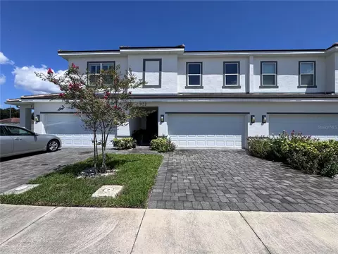 922 Centaury Dr, Kissimmee, FL 34759