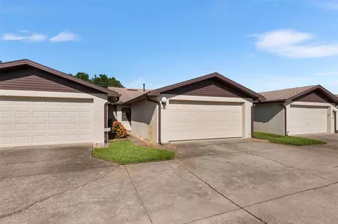 2488 Hartridge Point Dr W, Winter Haven, FL 33881