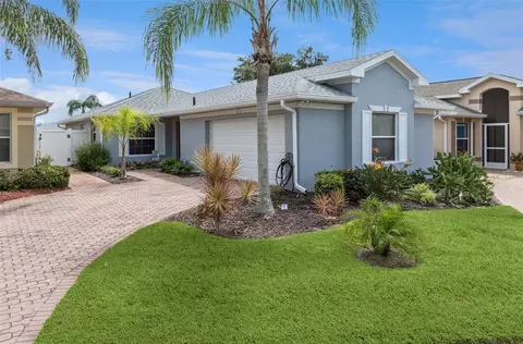 3425 Grenville Dr, Winter Haven, FL 33884