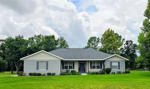 10 Apple Tree Ln, Winter Haven, FL 33884