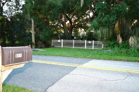 Exterior - 611 Old Eustis Rd, Mount Dora, FL 32757 photo 5 of 20