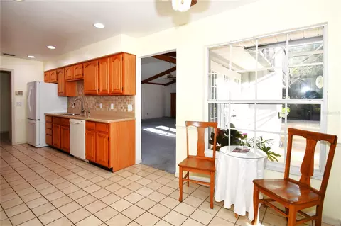 Kitchen - 611 Old Eustis Rd, Mount Dora, FL 32757 photo 4 of 4