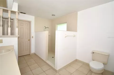 Bath - 611 Old Eustis Rd, Mount Dora, FL 32757 photo 2 of 5