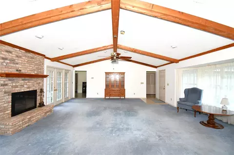Living - 611 Old Eustis Rd, Mount Dora, FL 32757 photo 5 of 5