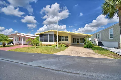 4127 Sprucewood St, Winter Haven, FL 33880