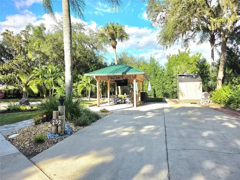 232 Stallion Ln, Lake Wales, FL 33898