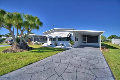 160 Bonnie Dr, Auburndale, FL 33823