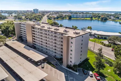 1776 6th St NW #409, Winter Haven, FL 33881