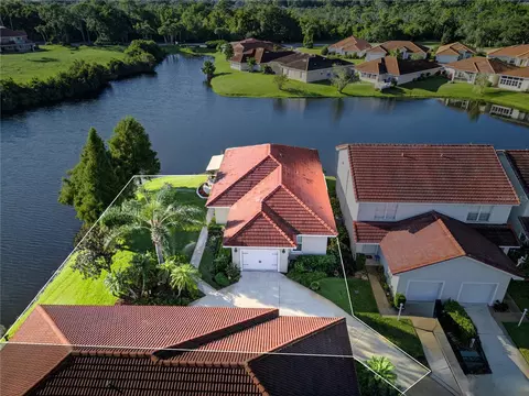 2220 Garden Lake Dr, Winter Haven, FL 33884