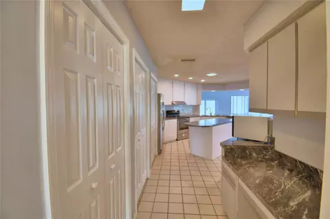 Entry Way - 820 E Mann Rd, Bartow, FL 33830 photo 7 of 8