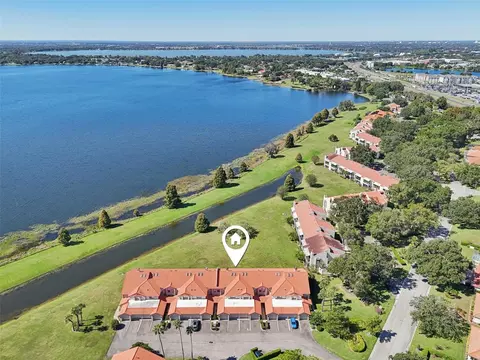 703 Magnolia Pl, Winter Haven, FL 33884