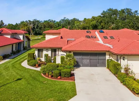 2697 Clubhouse Dr, Lake Wales, FL 33898
