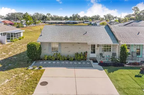 1413 Thousand Roses Dr S, Lake Wales, FL 33853