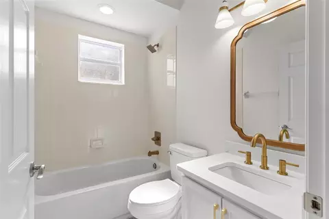 Bath - 4747 Mandolin Loop, Winter Haven, FL 33884 photo 3 of 3