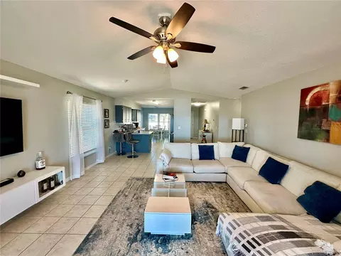 Living - 802 Marcia Loop, Winter Haven, FL 33884 photo 1 of 2