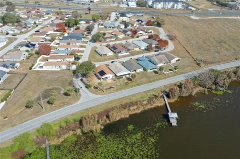 View/Area - 802 Marcia Loop, Winter Haven, FL 33884 photo 14 of 17
