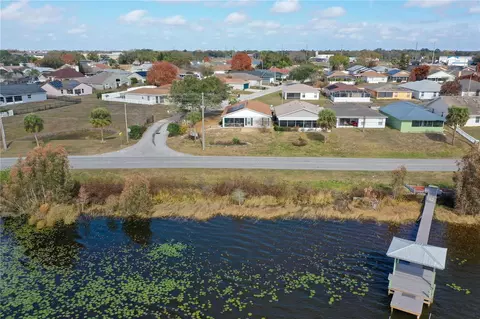 View/Area - 802 Marcia Loop, Winter Haven, FL 33884 photo 4 of 17