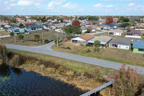 View/Area - 802 Marcia Loop, Winter Haven, FL 33884 photo 10 of 17
