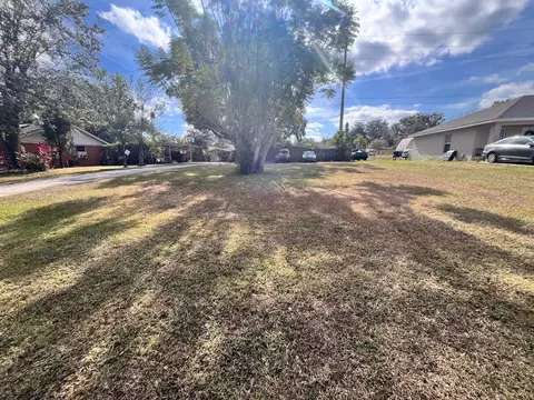 775 Forrest Dr, Bartow, FL 33830