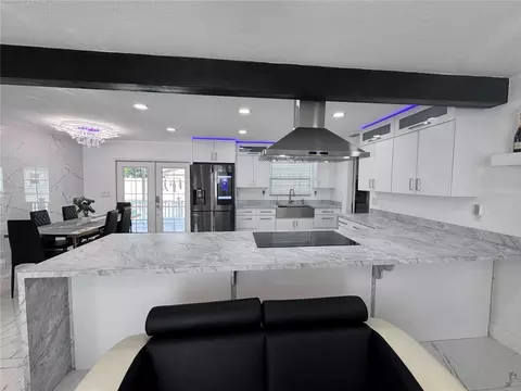 Kitchen - 4324 Pine Lake Dr, Saint Cloud, FL 34769 photo 3 of 6