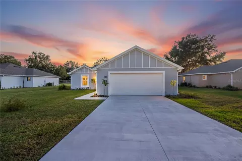 500 9th St NE, Fort Meade, FL 33841