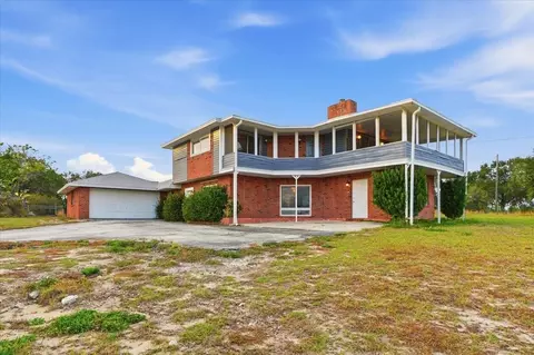 8837 Oakwood Dr, Lake Wales, FL 33898